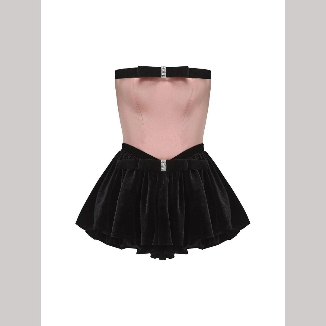 BNWT Nana Jacqueline Valentine Jumpsuit XS Pink Satin Velvet Romper Mini Dress