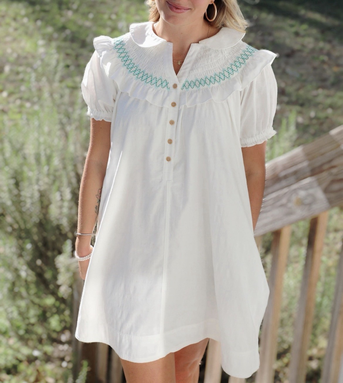 GiGiO Women’s White Collared Smocked Embroidered A-Line Dress Button Front M