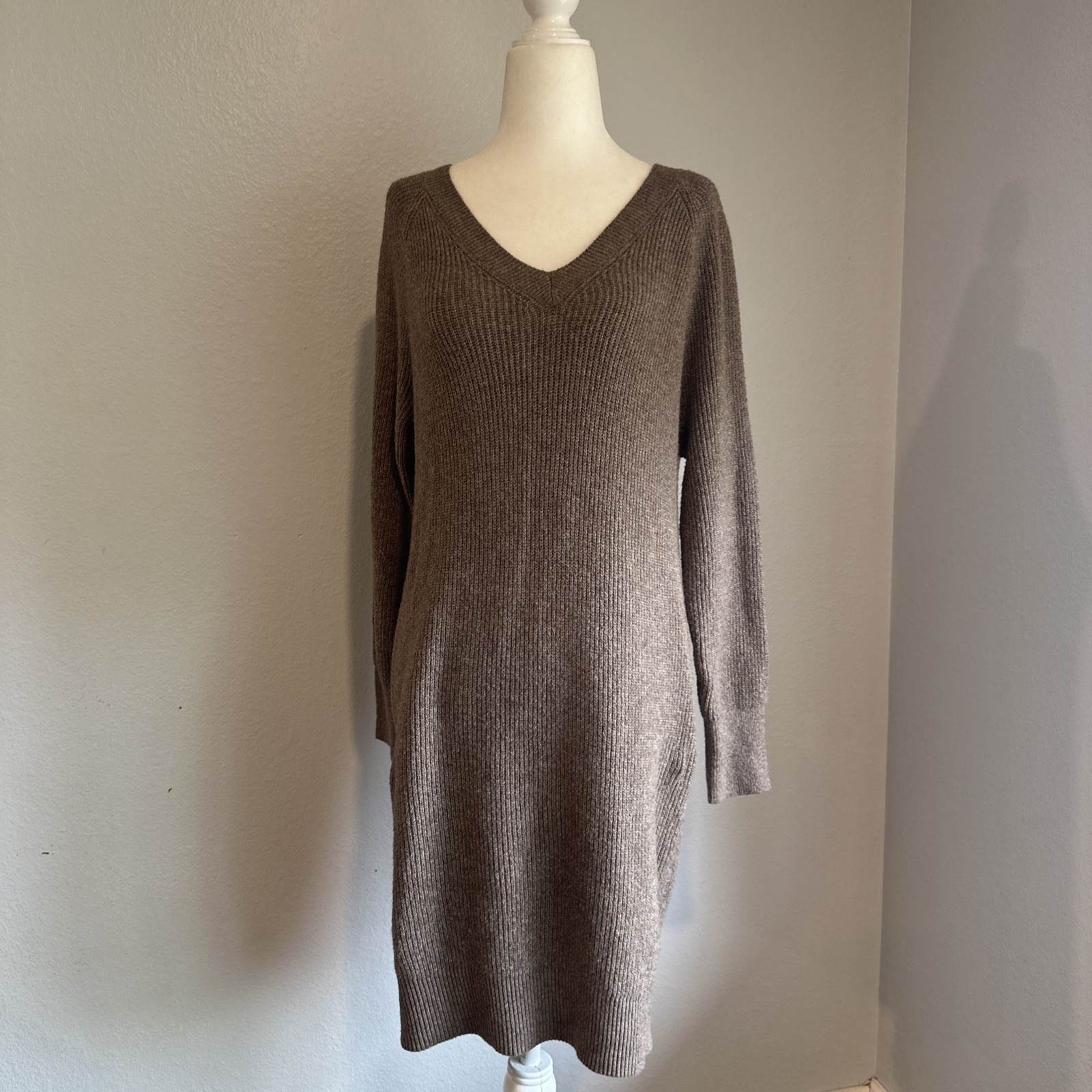 Old Navy Brown Stretchy Cotton Blend Short Sweater Dress (1120)