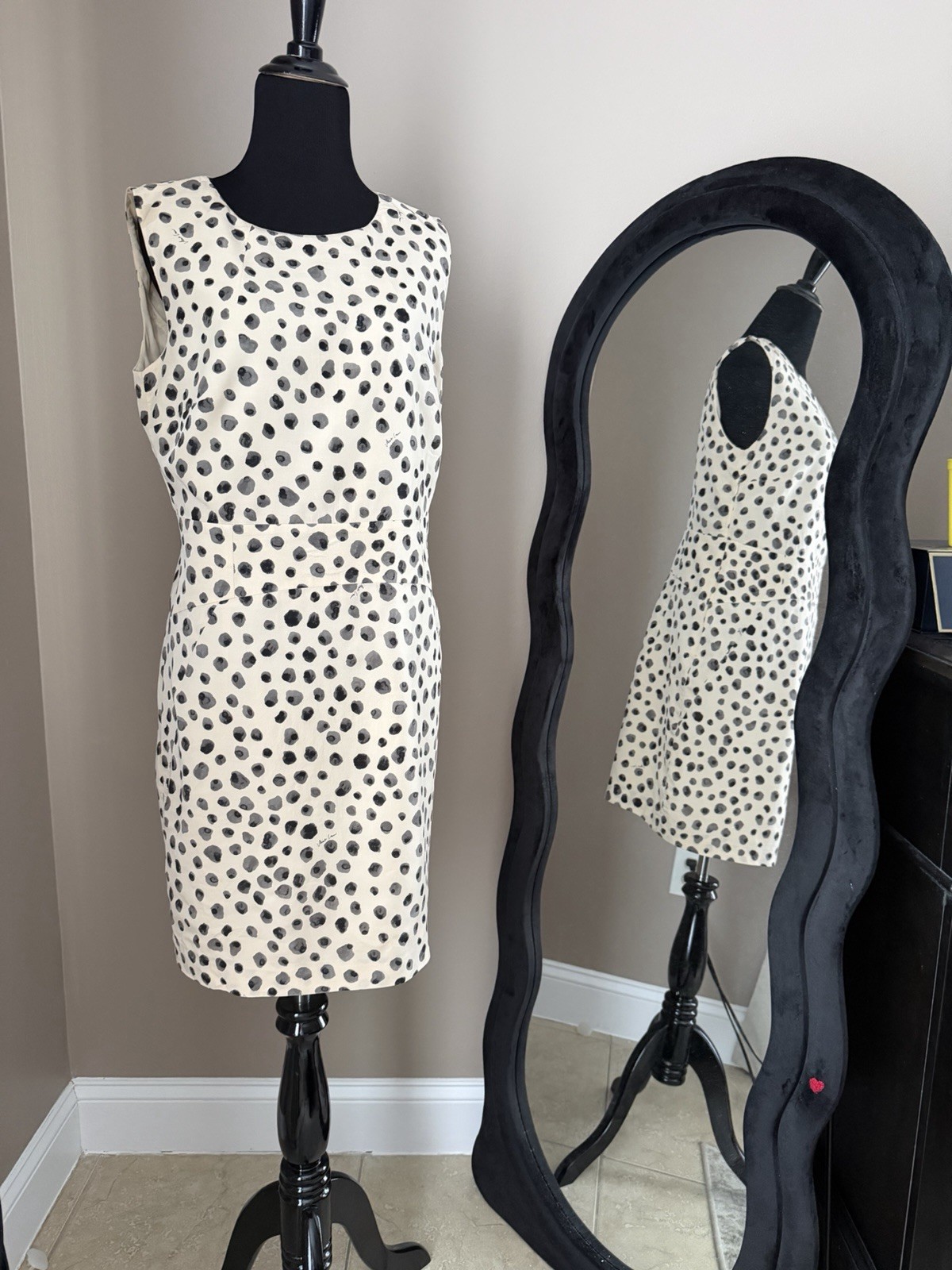 Marc Cain Sleeveless Sheath Dress Ivory Black Spotted Print Midi Size M