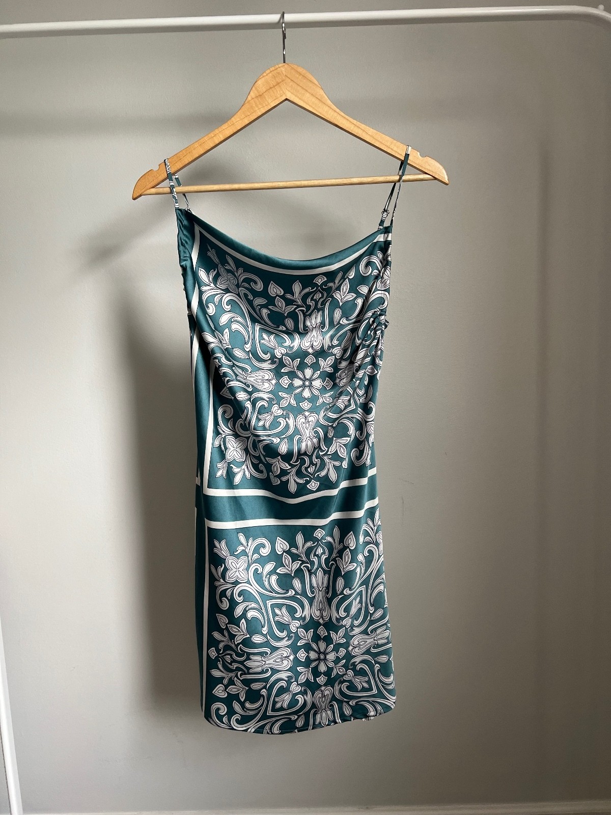 Forever 21 Satin Scarf Print Cowl Neck Mini Slip Dress Women’s Small