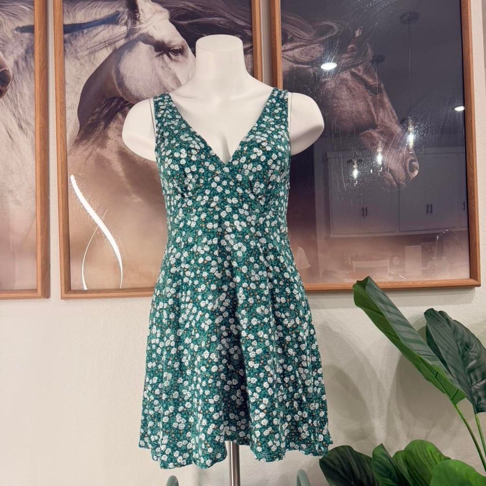 Motel Green Floral Mini Dress J0014-01UPP