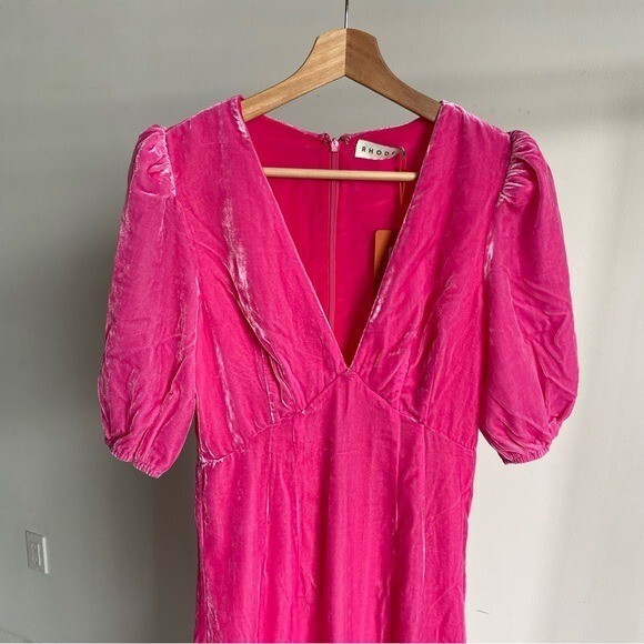 $565 NWT Rhode Pink Ester V-Neck Puff Sleeve Velvet Dress in Jaipur #2 Sz 2