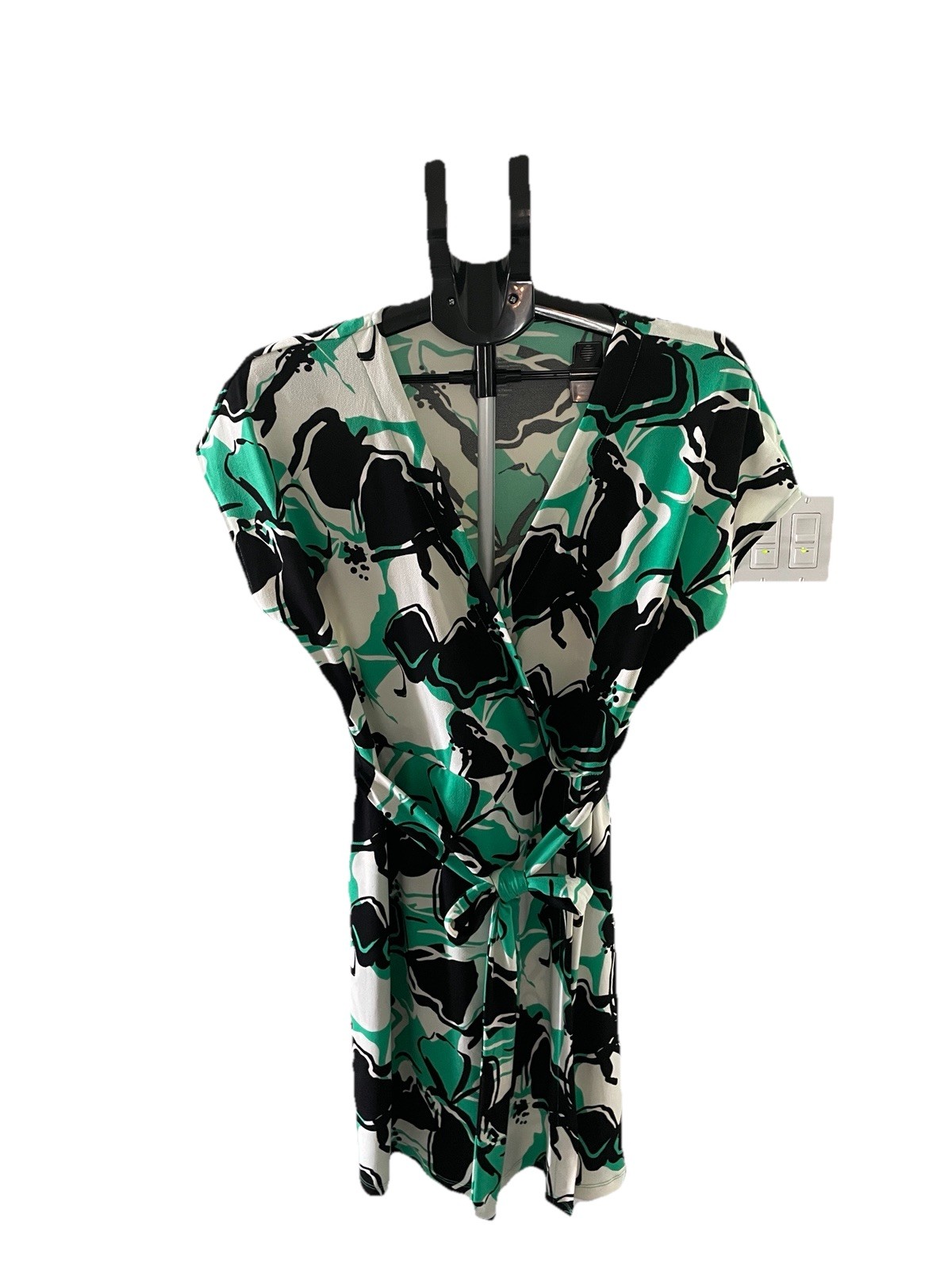 Nine West Dress Large Pullover Wrap Style Green Black White Career Business