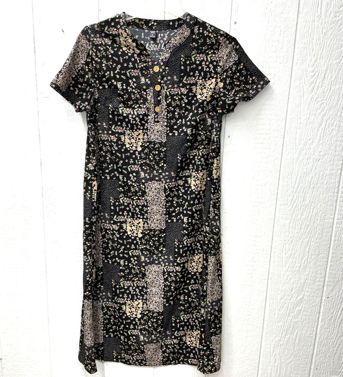Emery Rose Floral Dress Sz XL Womens Black Posies Button Bodice Detail New
