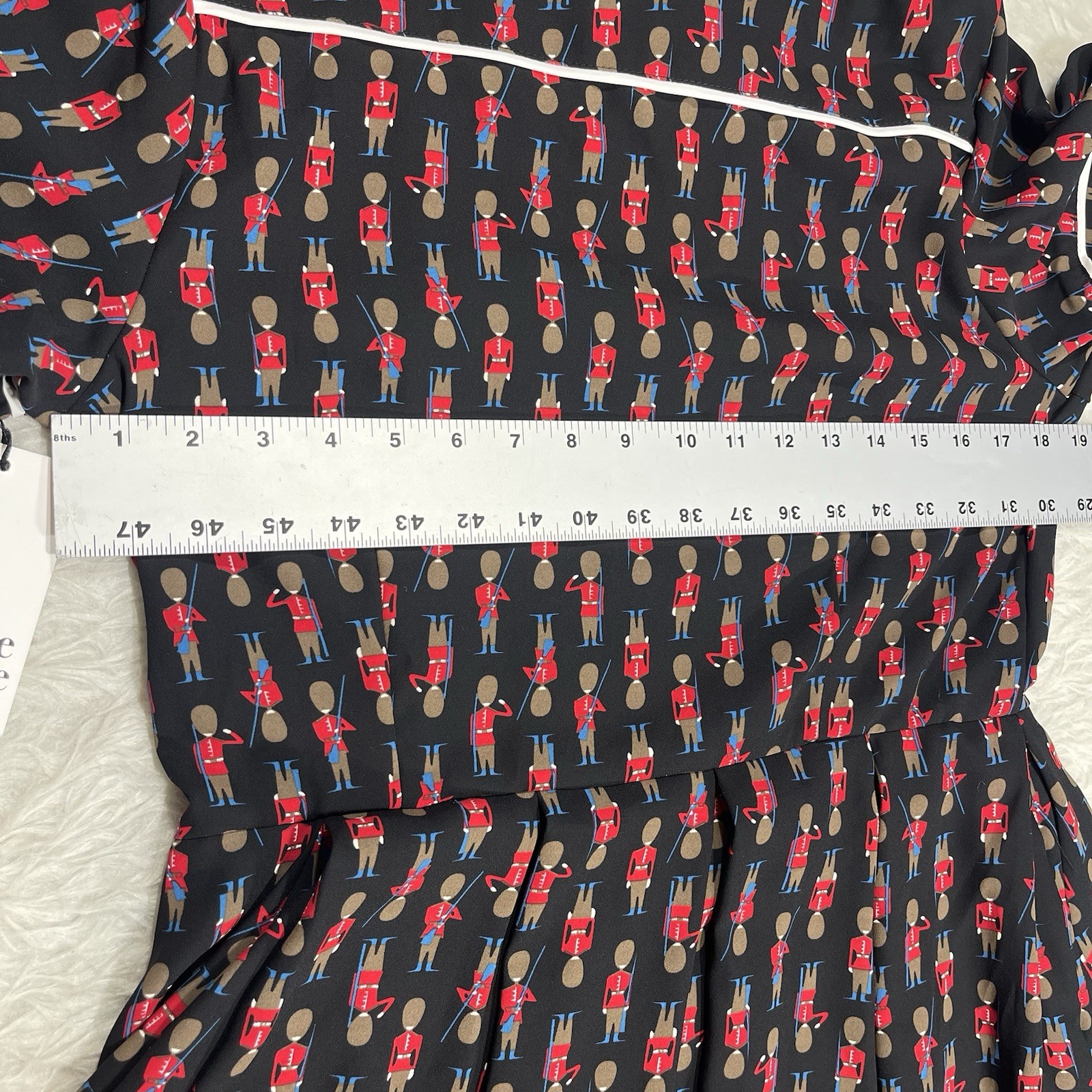 Unique Vintage Retro Pin Up Soldier Print Fit Flare Shirtdress Size Large NWT D3