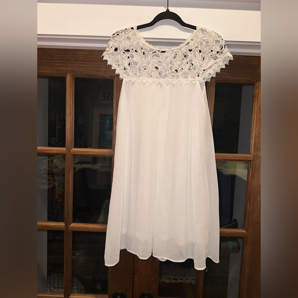 EUC Altar’d State Size Medium Elegant White Embroidered Lace Pleated Dress
