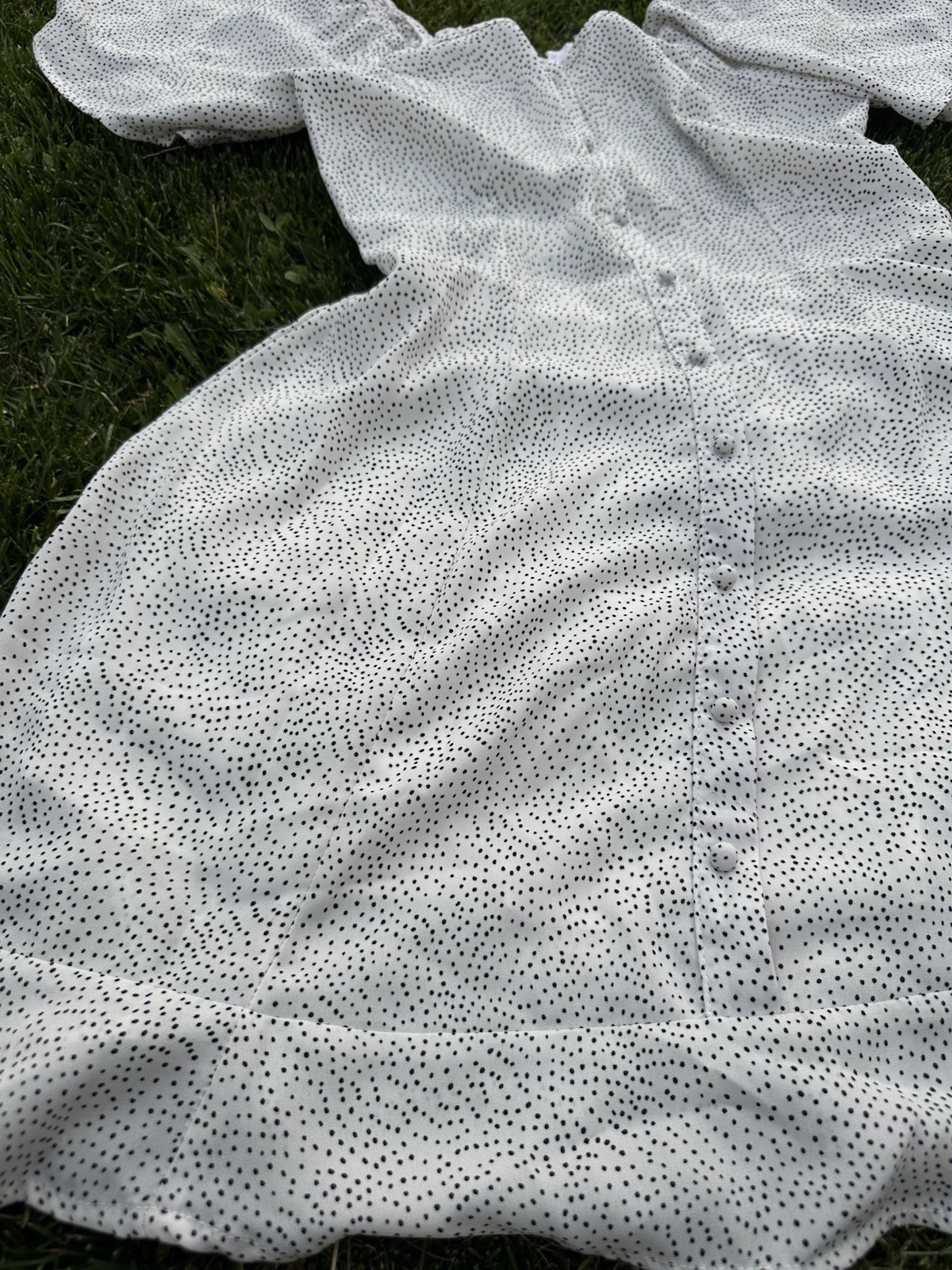 Sienna Sky White/Black Polka Dot Square Neck Smocked Puff Sleeve Midi Dress M