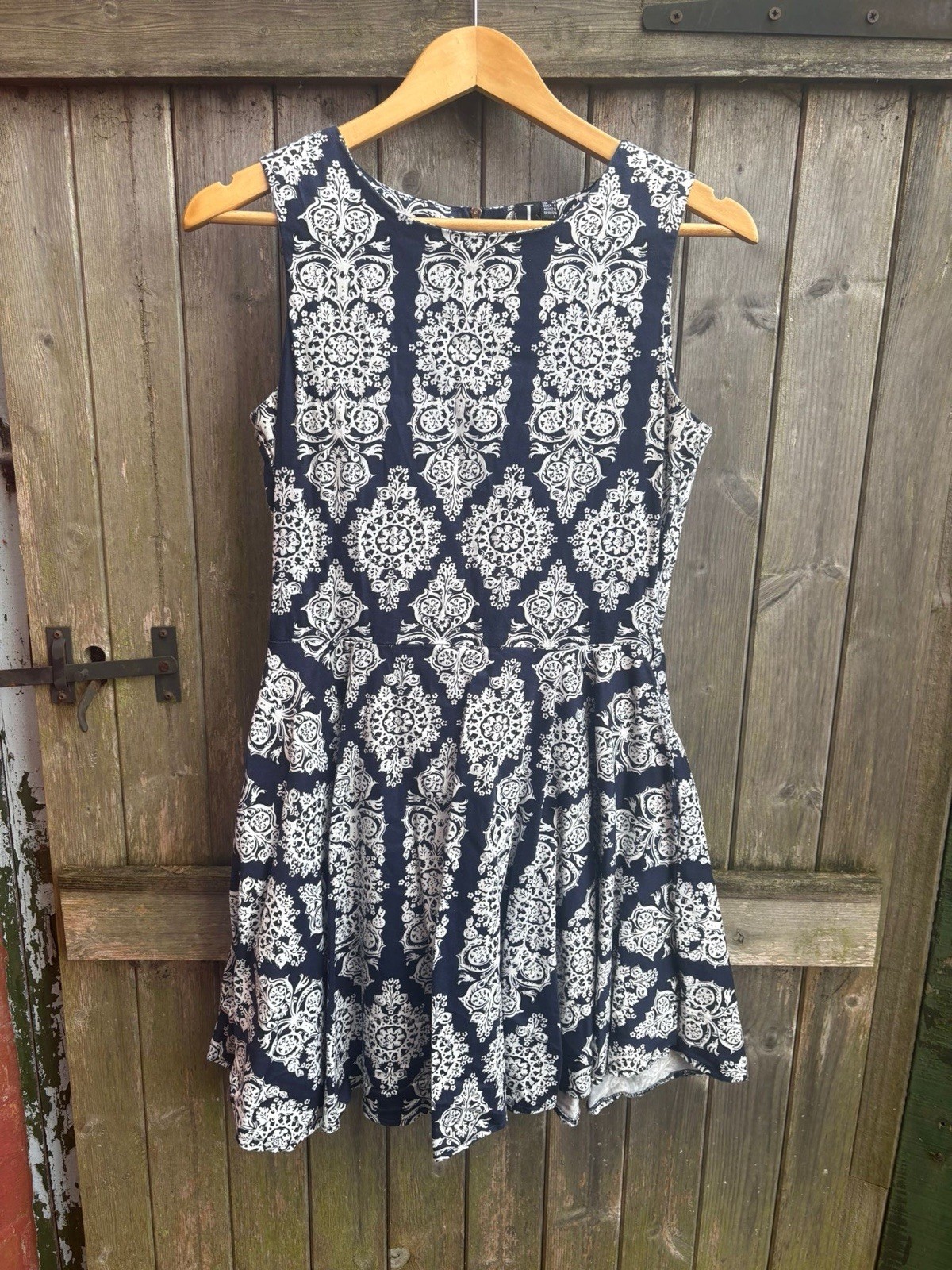 Izabel London Skater Dress Size 12 Navy White Baroque Print Sleeveless Summer