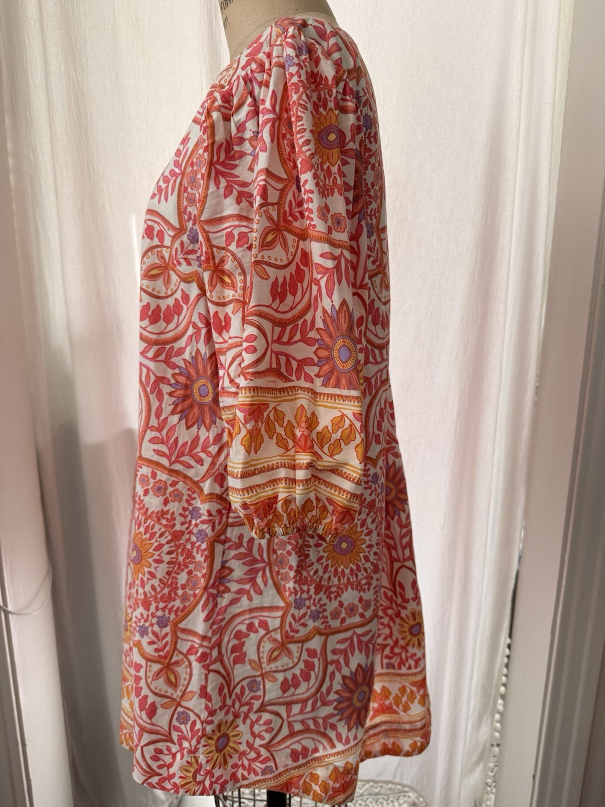 Olivaceous Floral Cotton Woven Shift Dress White Red Orange Purple Puff Sleeve M