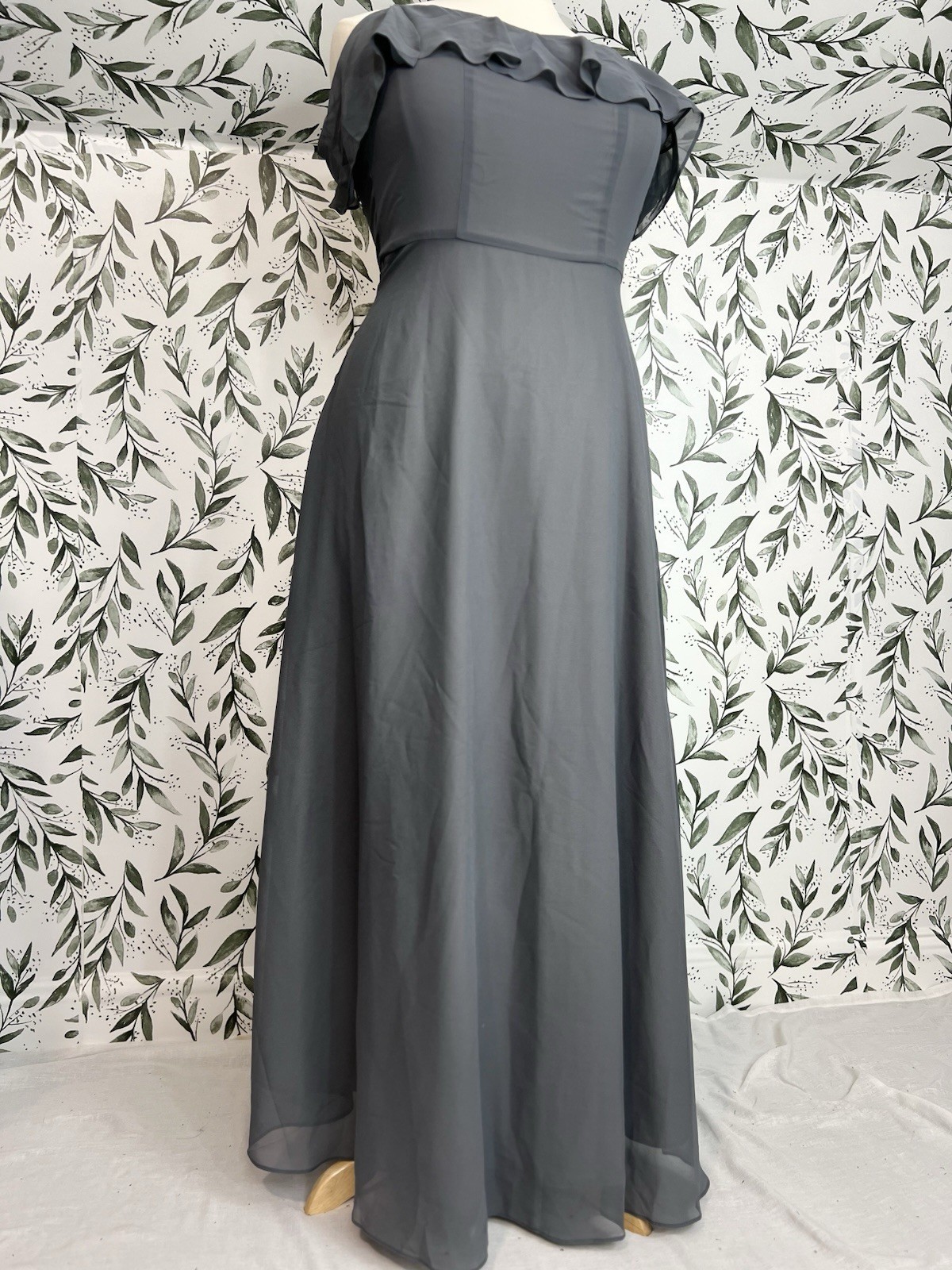 Gray Off-Shoulder Ruffle Formal Gown Maxi Dress Sz 14 L Evening Prom Wedding #4