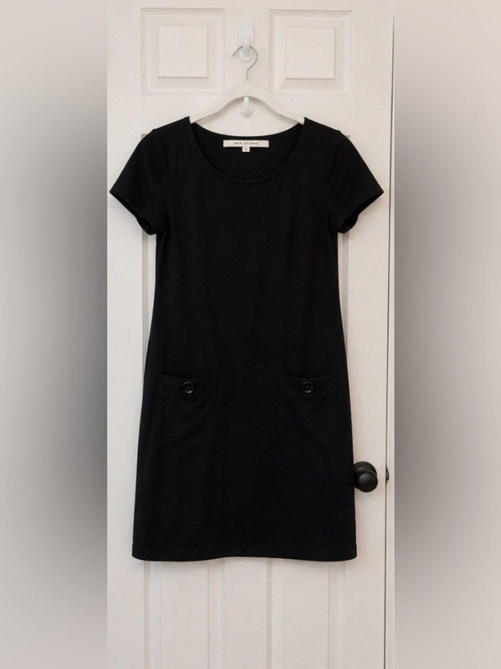 Max Studio Black Short Sleeve Shift Dress with Pocket Detail – Women’s Medium