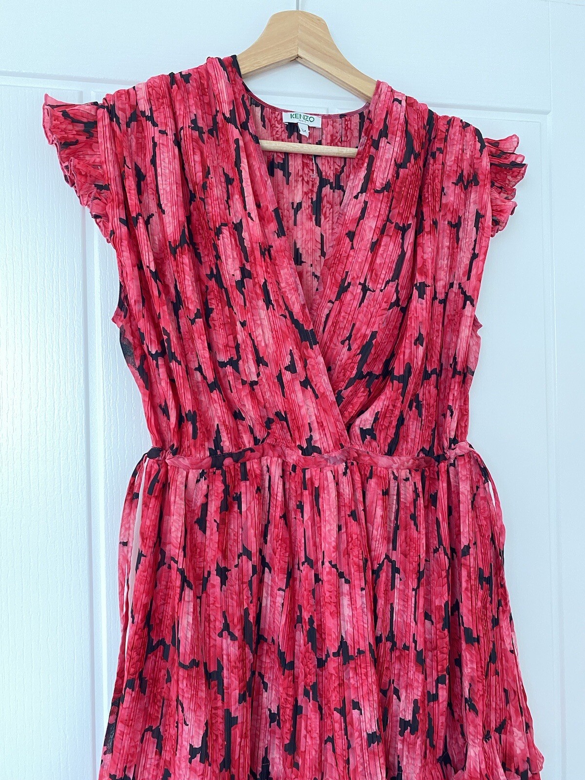 Kenzo Pink Pleated Ruffle Drawstring V Neck Mini Dress 34 S 8 Floral Frill Pleat