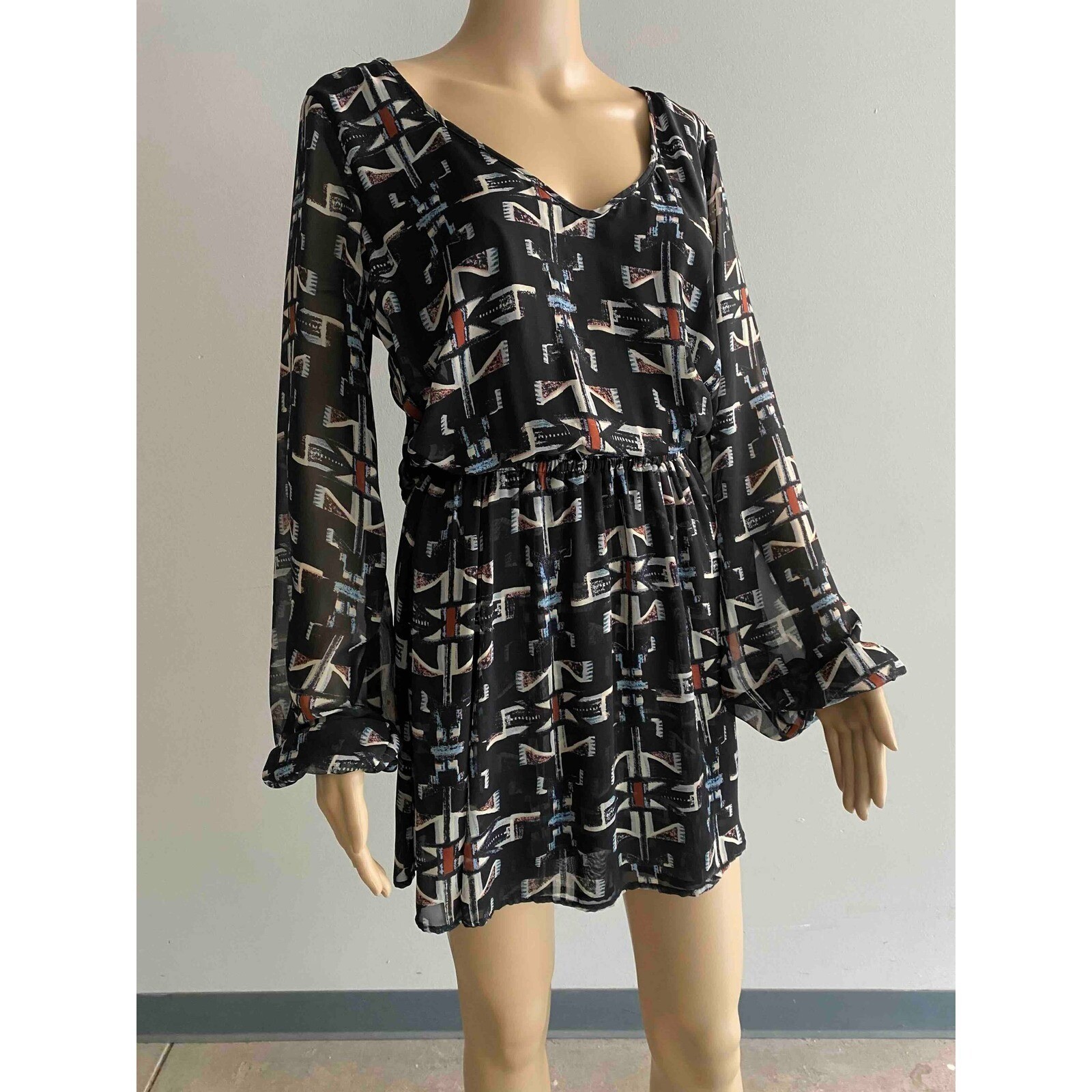 Show Me Your Mumu Rainey Mini Dress Black Geometric Tribal Print Long Sleeve M