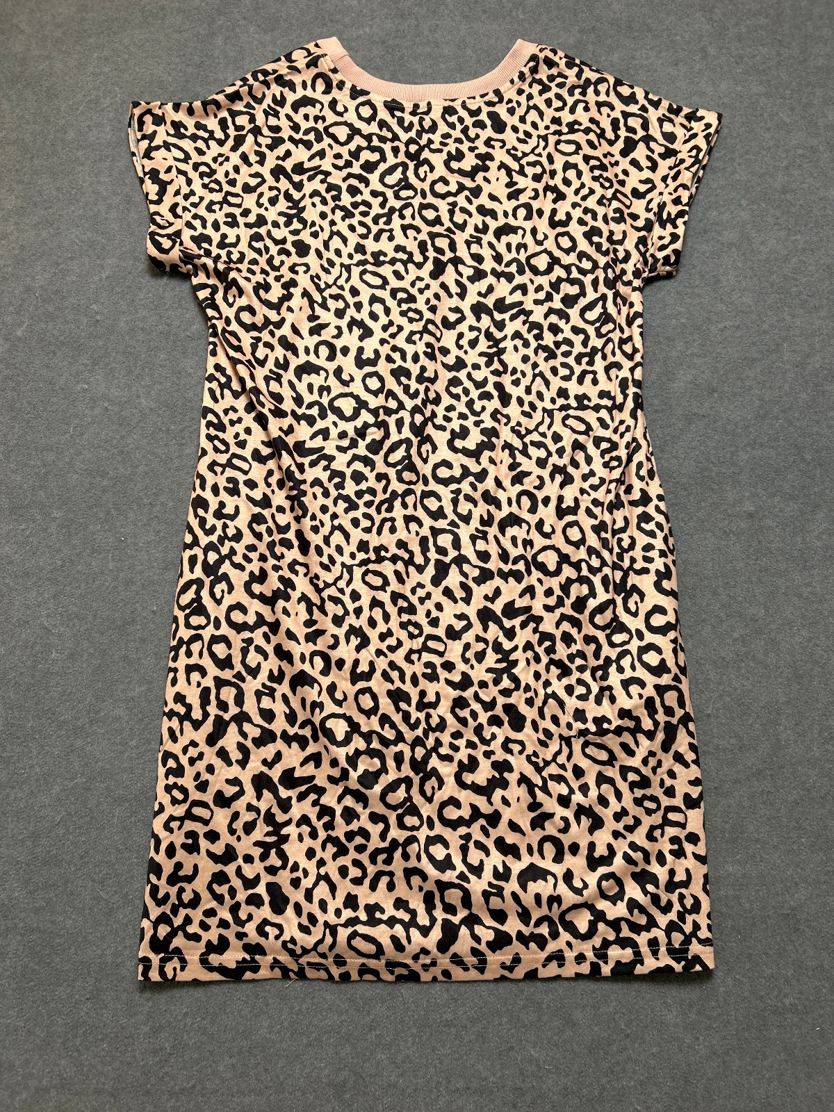 Women’s Leopard Print T Shirt Dress Size Medium Pink Black Animal Print Casual