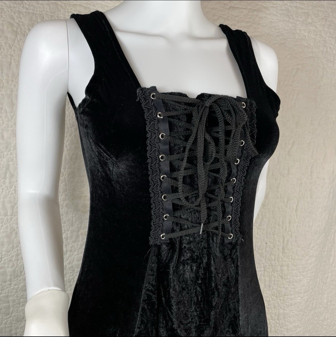 Cykxtees Purple And Black Velvet Lace Up Gothic Maxi Dress XL