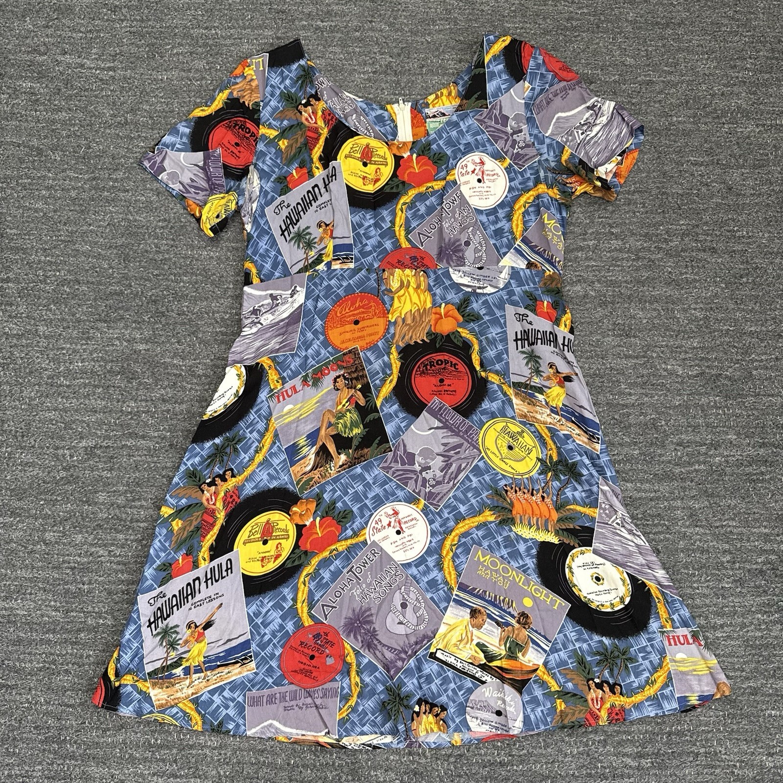 VIntage Reyn Spooner Mini Dress Women Medium Hula Girl Record Traditional USA