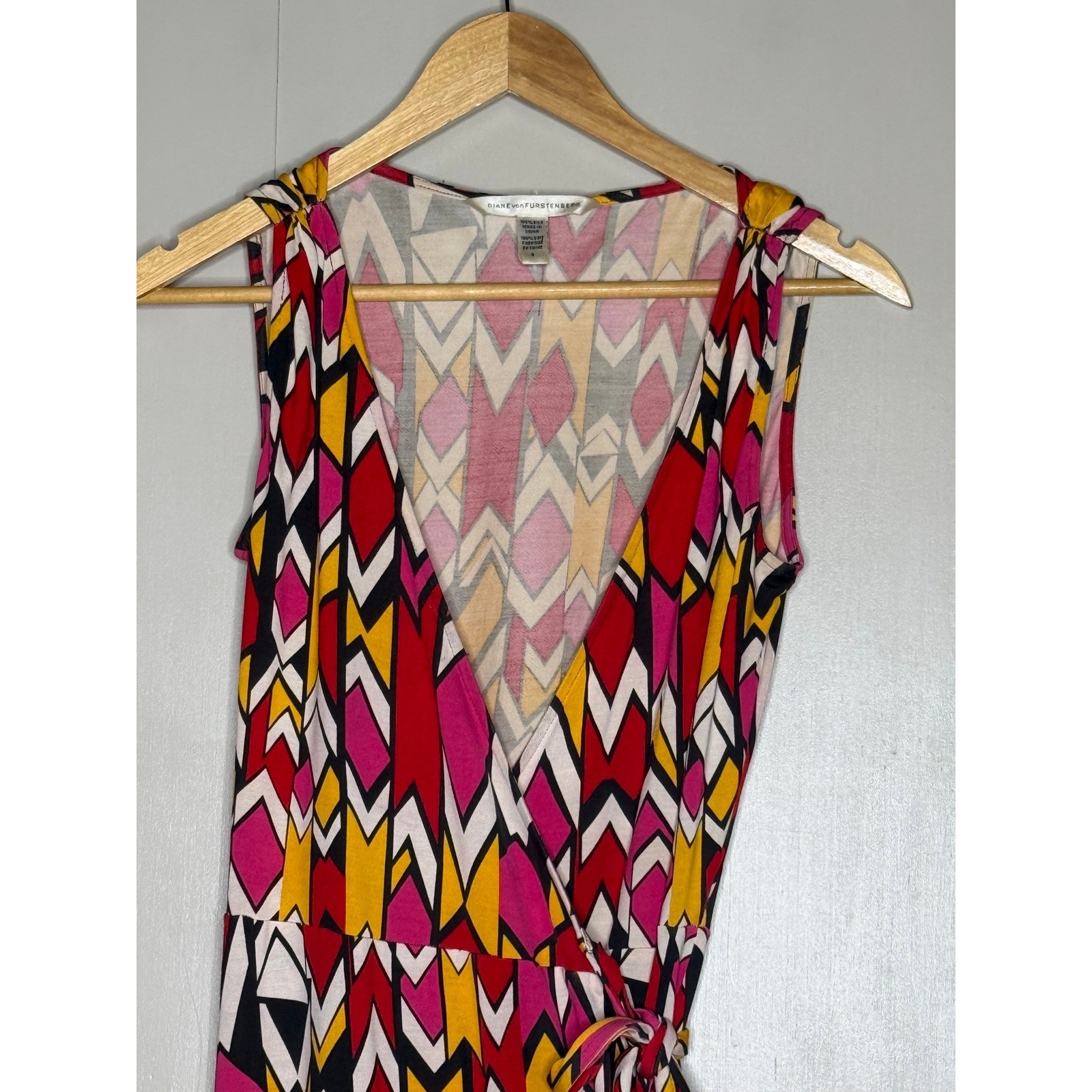 Diane von Furstenberg Silk Jersey Wrap Dress Geometric Print Size 8