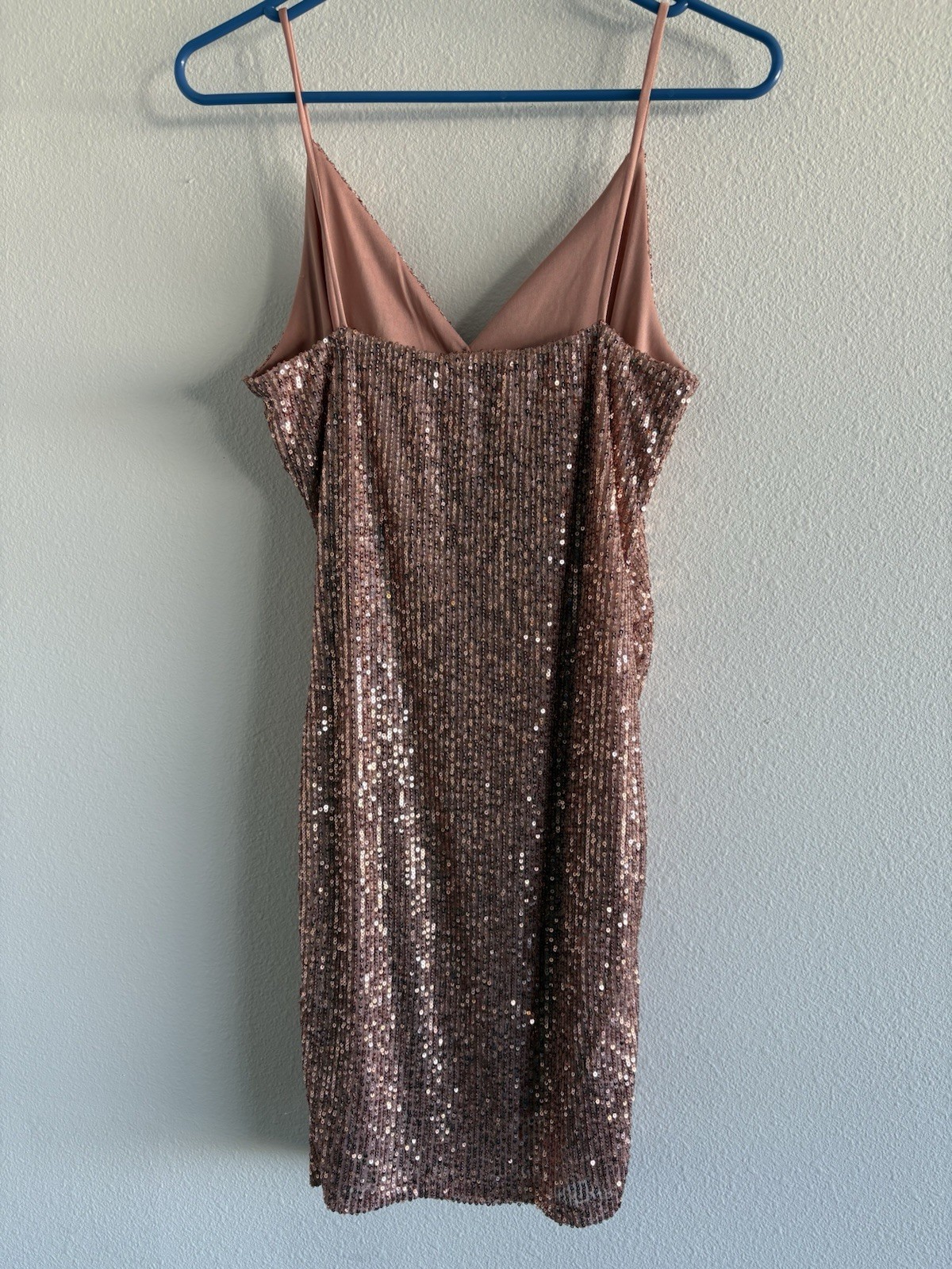 SABORA Rose Gold/Pink Sequin Bodycon Mini Dress V-Neck Spaghetti Straps S