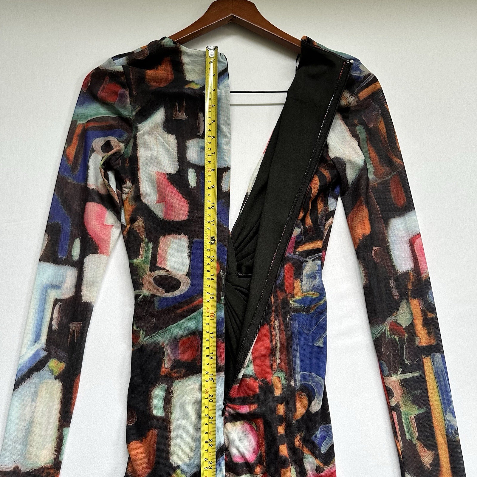Akira On My Mind Abstract Colorful Plunge V-Neck Bodycon Mini Club Dress Size S