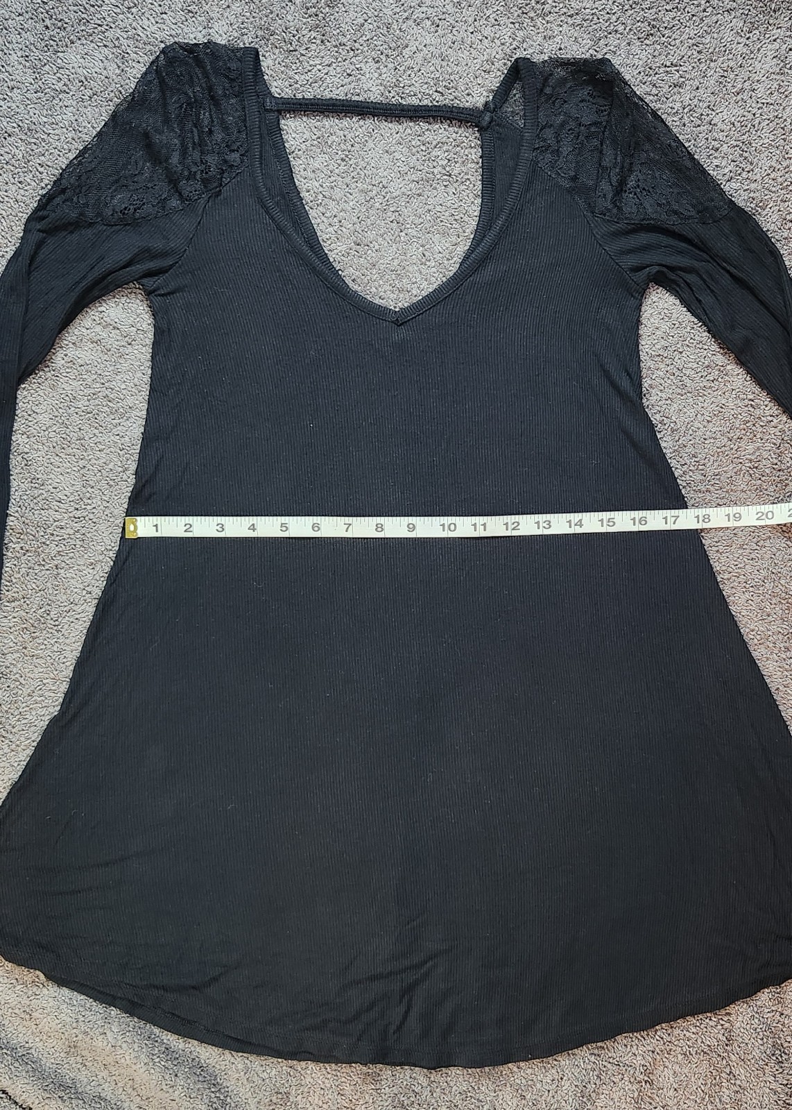 Black American Eagle Outfitters Long Sleeve Dress Lace Shoulders V-Neck Viscose