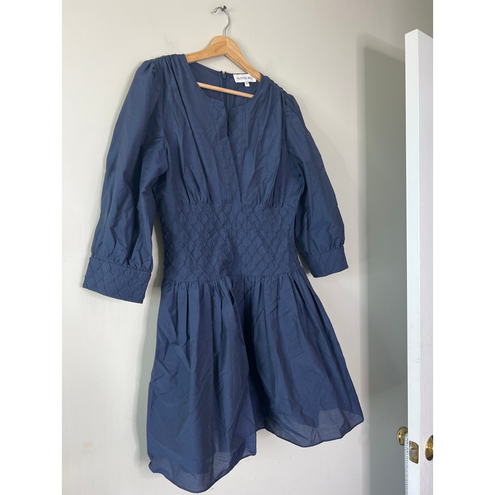 NEW Hunter Bell Siri Diamond Smocked Waist Split Neck Mini Dress Blue Size: 8