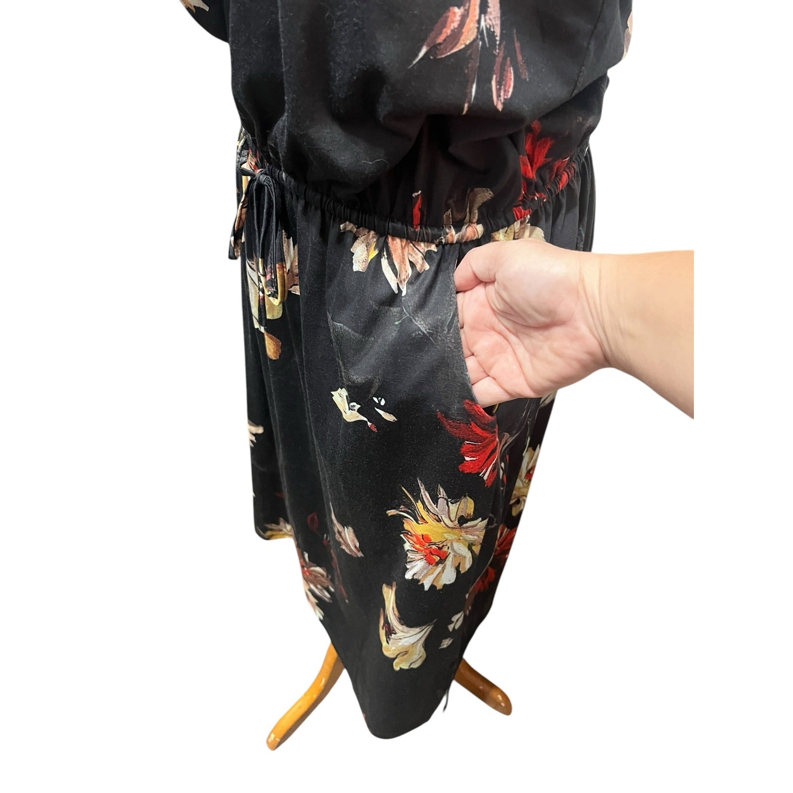 Simier Fariry Women’s Modest Stretch Adjustable Waist Blouson Crew Neck SIZE L
