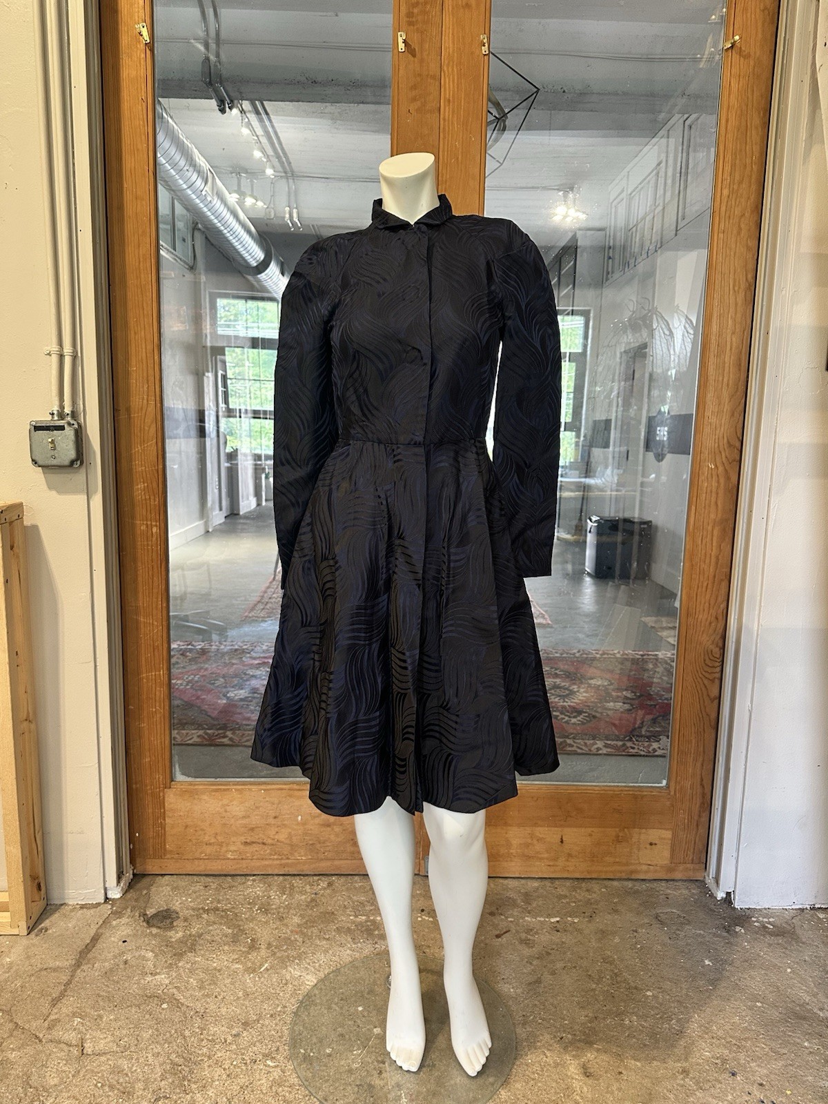 Vintage SHANGHAI TANG Navy Silk Jacquard Mandarin Collar Dress Coat Wave Pattern