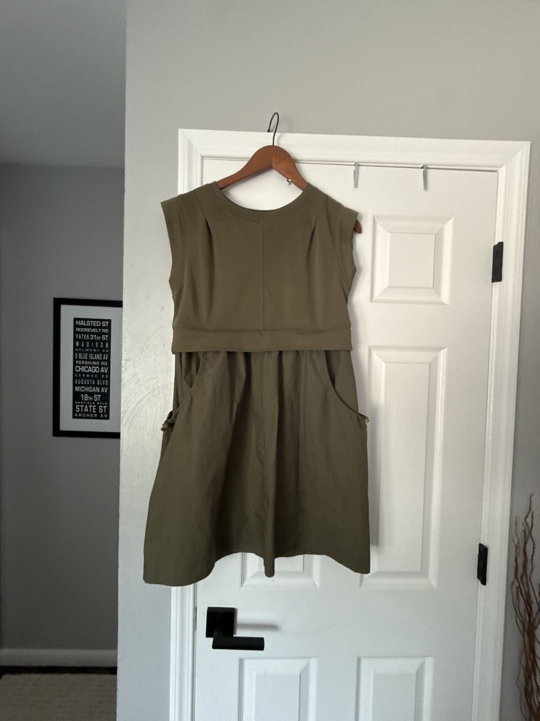 Fashion Olive Green Sleeveless Utility Drop-Waist Mini Dress with Pockets