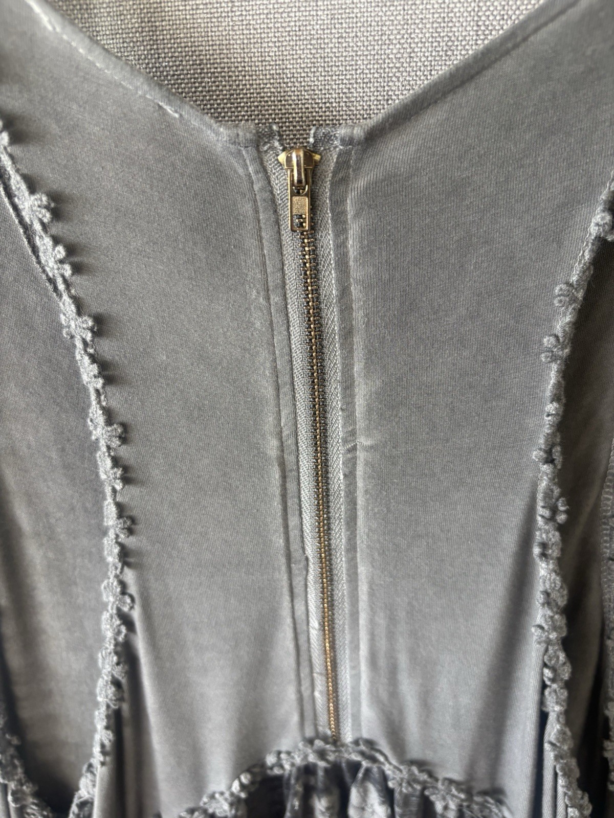 POL 3 Button Open front dress, Duster, Size small, lace insert Wear open or Clad
