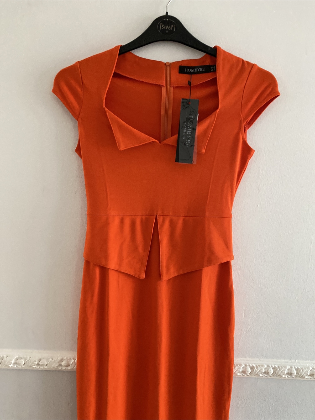 BNWT Sz 8 Unusual ORANGE Korean Asian Suit Dress Stretchy slimming tummy draped