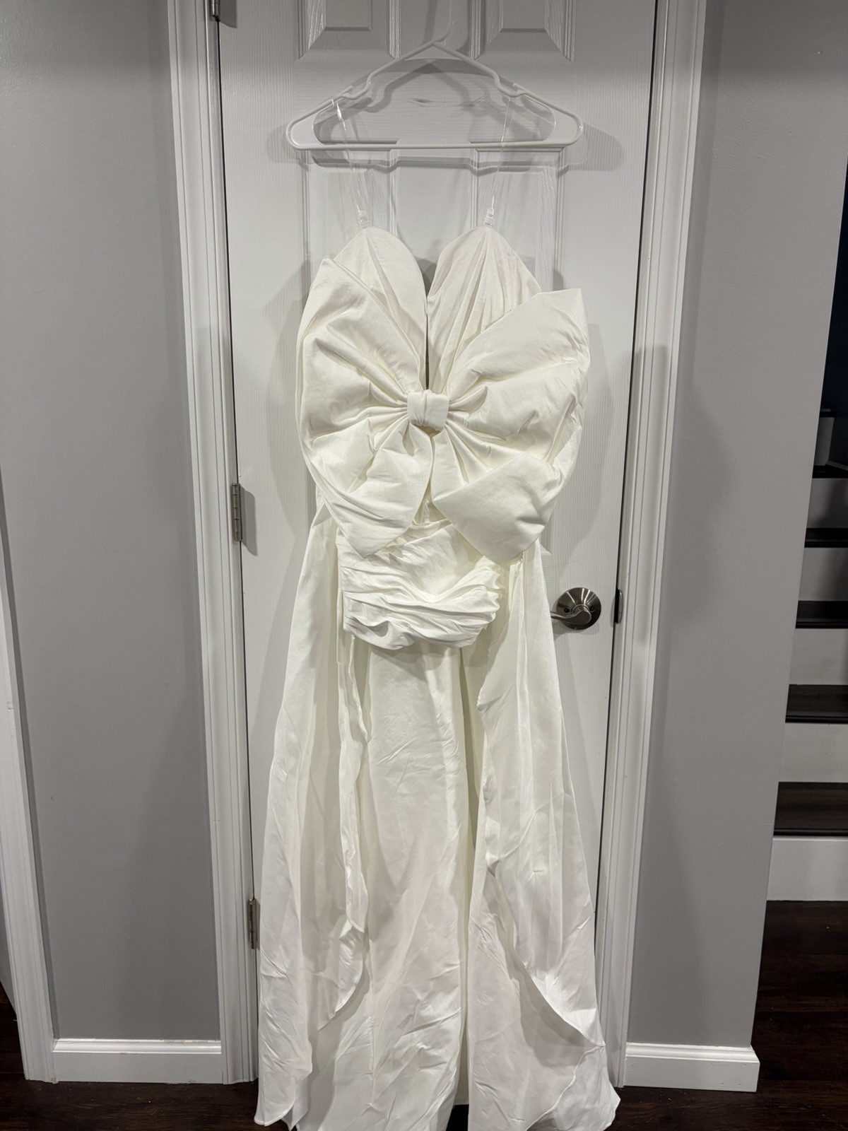 Akira Women’s Dress White Mini W/ Train And Bow Size S