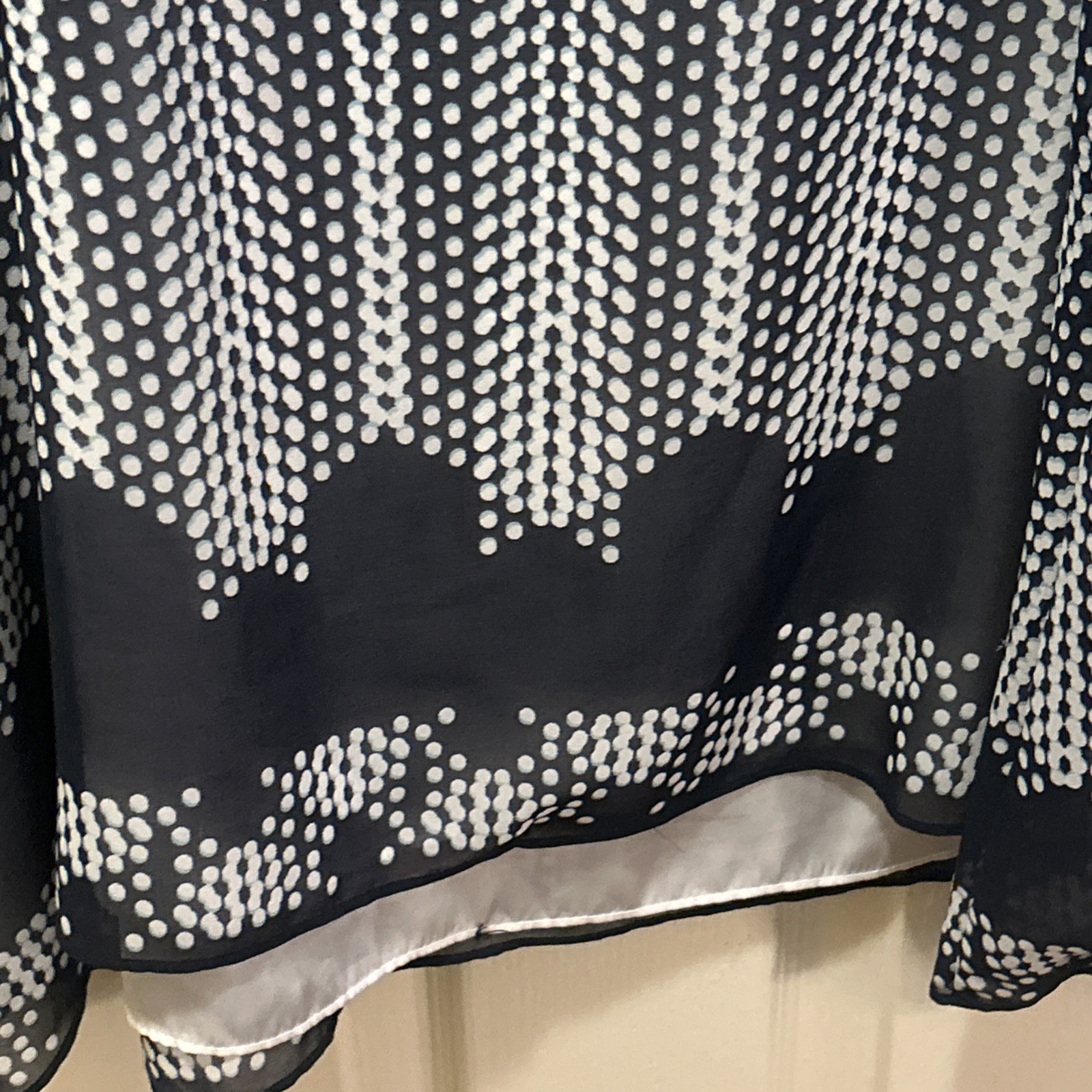 Max Studio London Dress XSmall Navy Blue W/beige Patterned Dress Midi Loose Fit