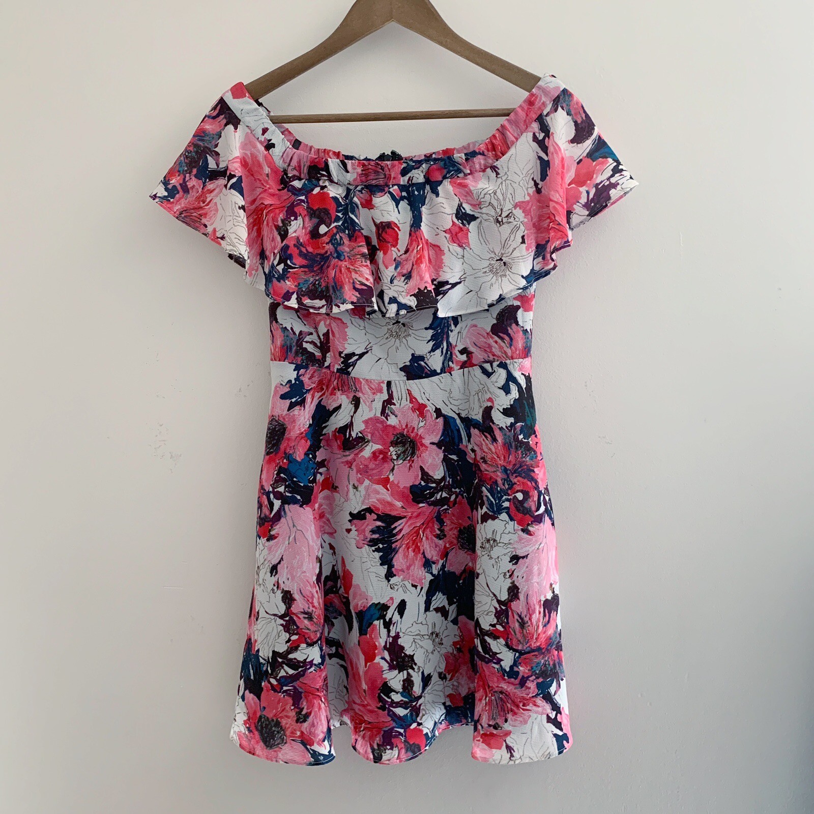Black Halo Pink Floral Off Shoulder Ruffle Mini Dress Sz 6 Summer Cocktail