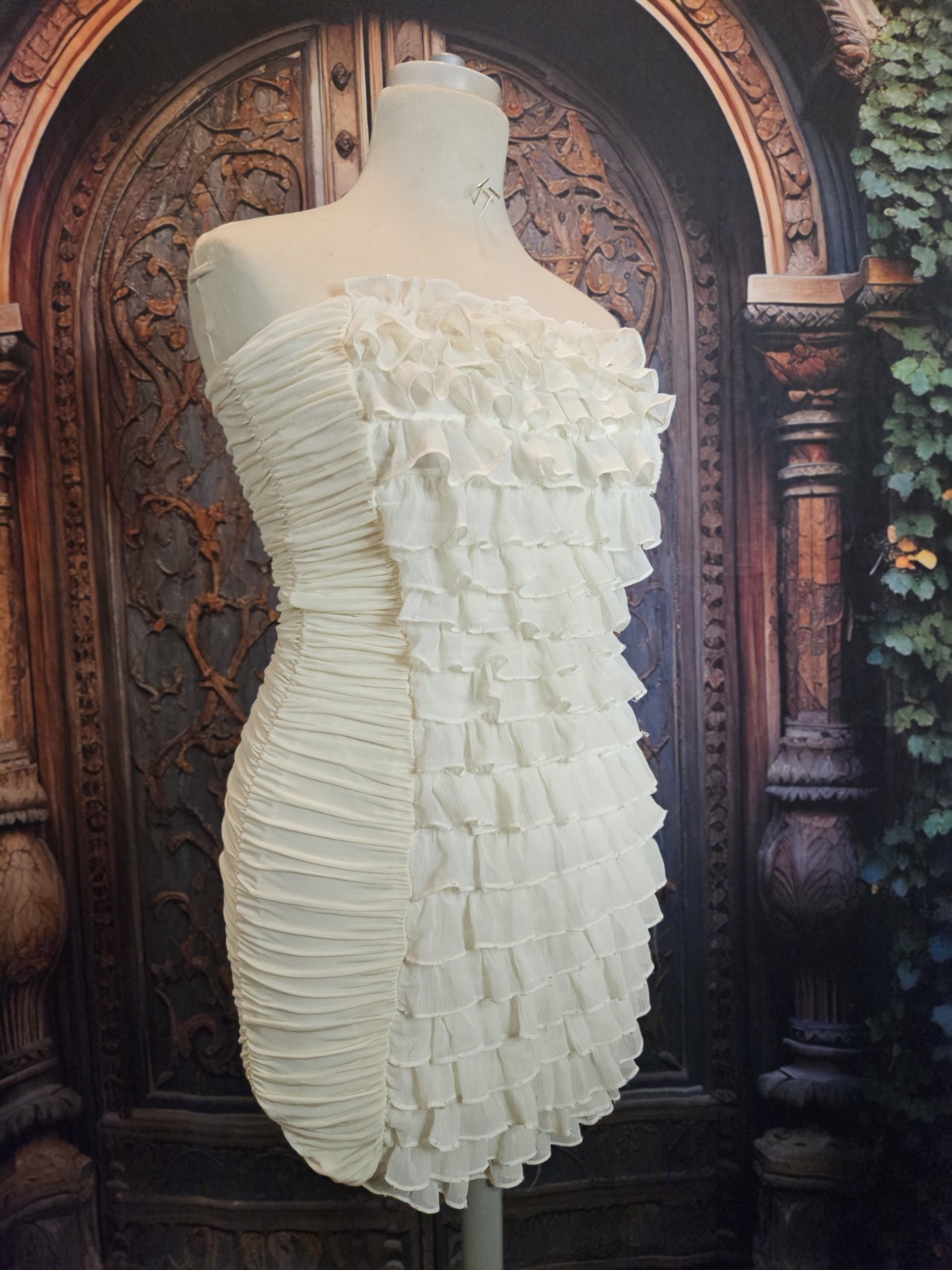 Forever 21 Juniors Medium Ivory Strapless Ruffle Mini Dress Ruched Party Dress
