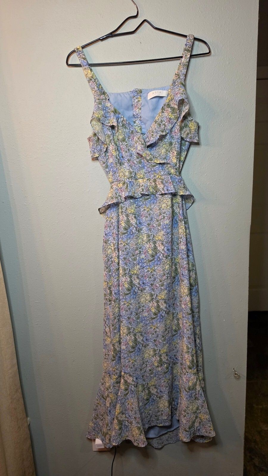 ASTR The Label Blue Floral Ruffle Open Back Midi Dress Women’s 1X