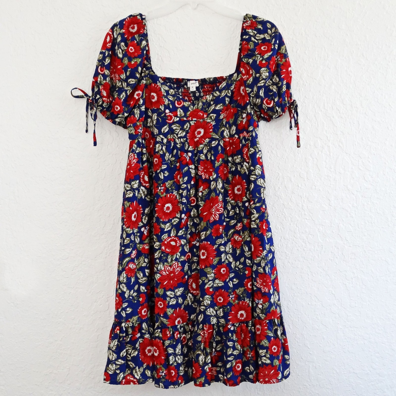 BLU PEPPER Women’s M Floral Babydoll Dress Sweetheart Neck Puff Sleeve Red Blue
