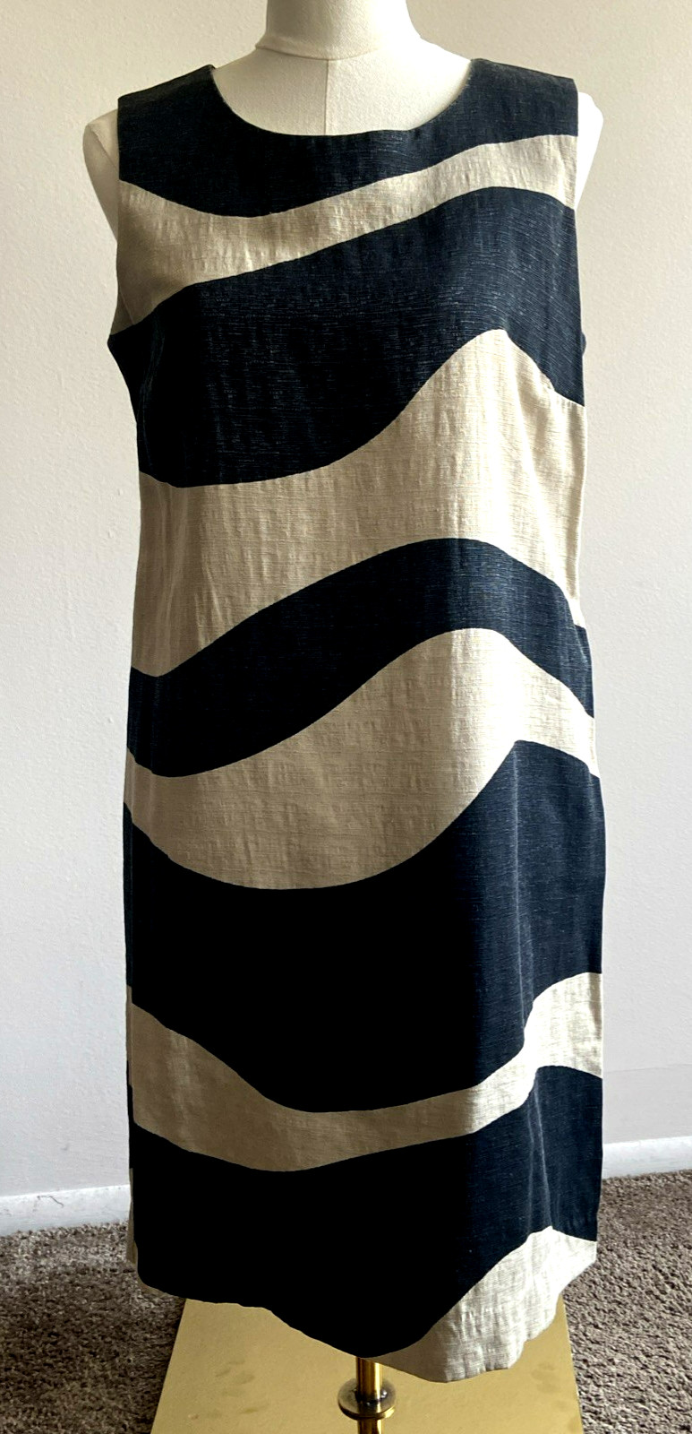 Vintage Dana Buchman Black & Beige Tan Sleeveless Wavey Sheath Dress Size 8