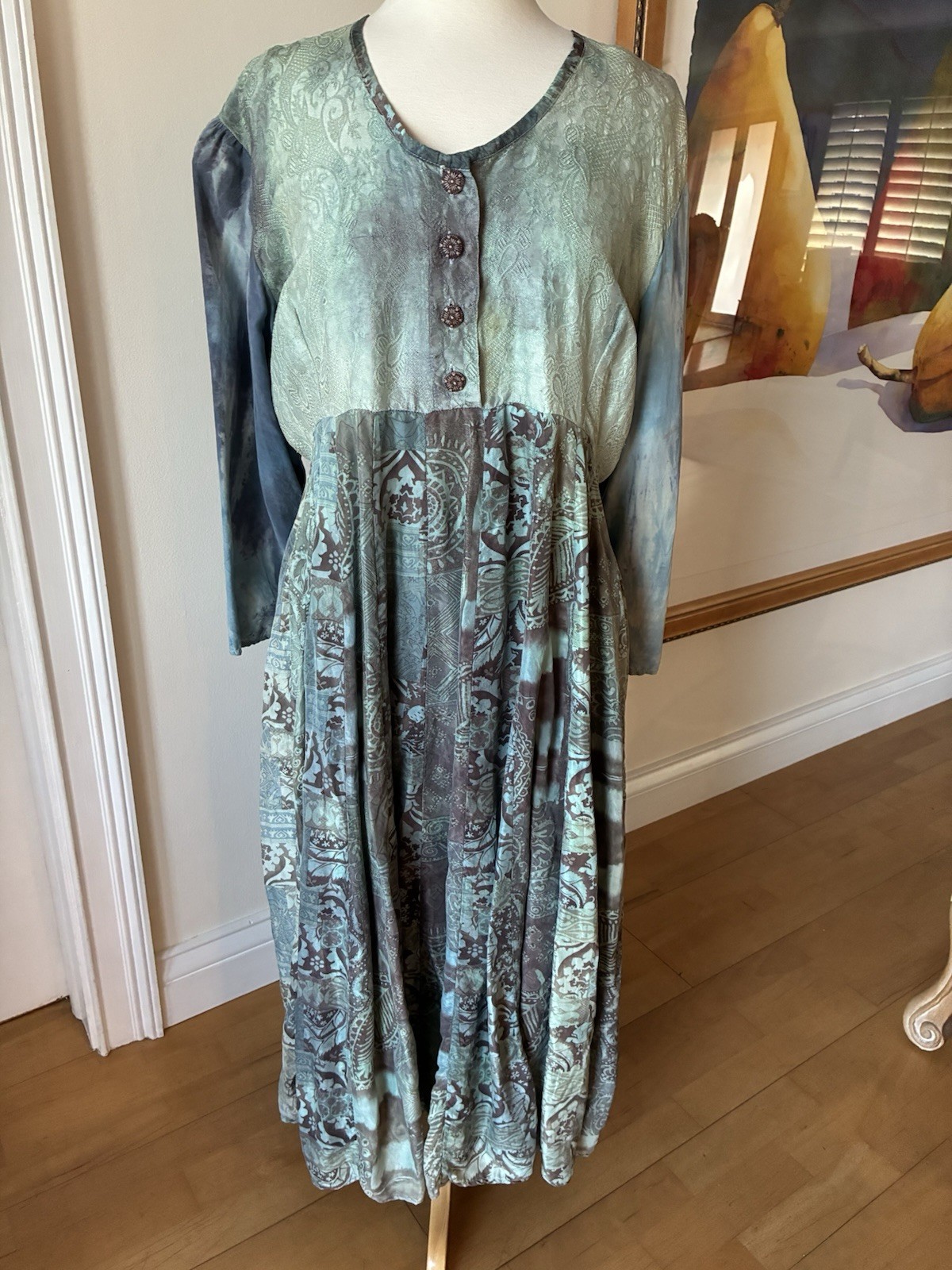 URU St. Rrik 100% Silk Rayon Dyed Artsy Boho Lagenlook Maxi Art Wear Dress M/L