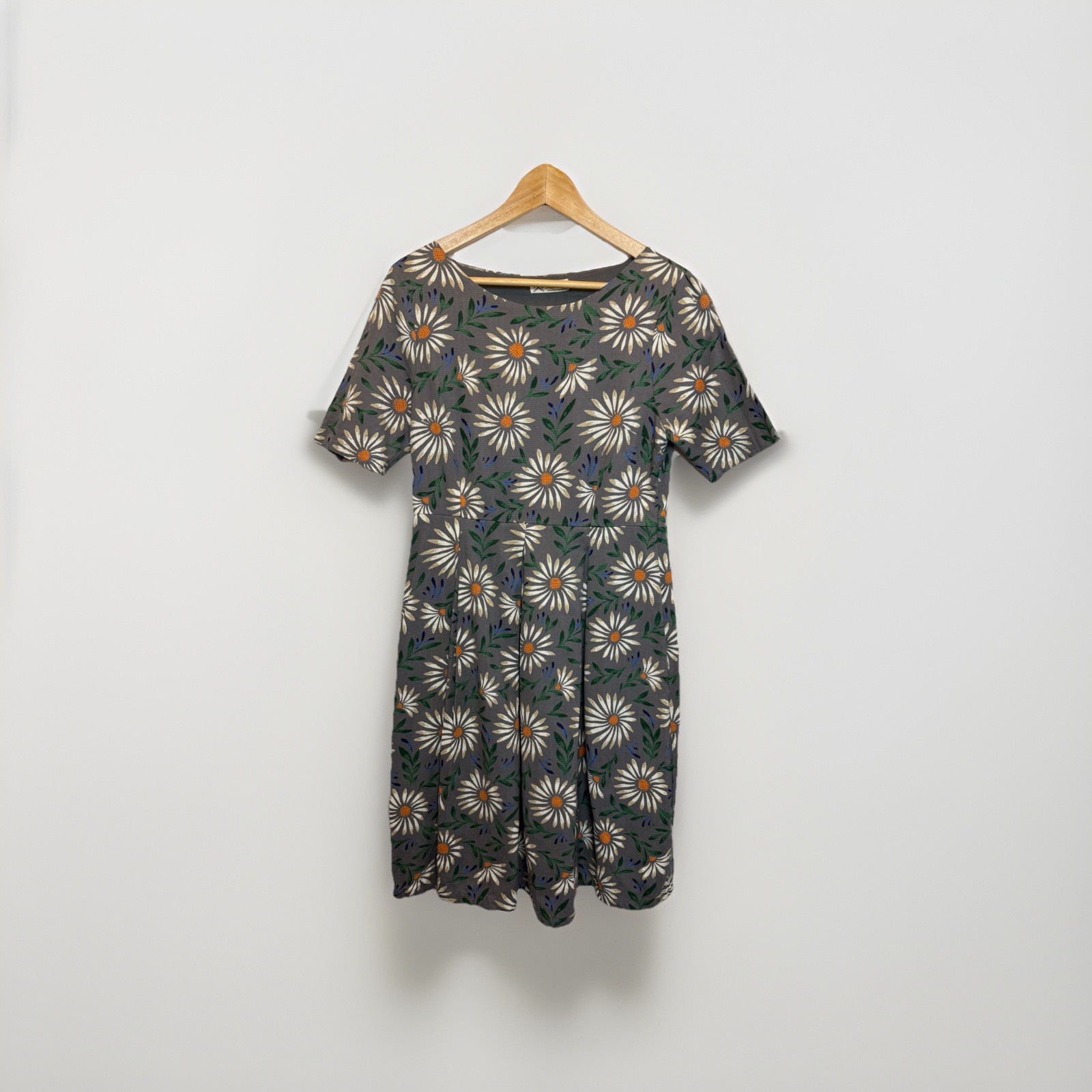 Seasalt Cornwall UK 10 Grey Talland Dress Floral Daisy Pattern Cotton Midi