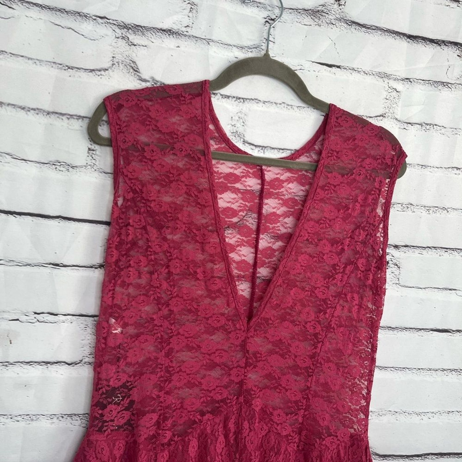R.Vivimos Pink Lace Asymmetrical Midi Dress Women’s XL Deep V Sleeveless NWT
