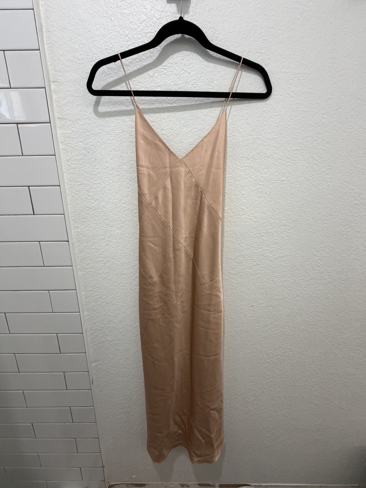 Cushnie et Ochs 100% Silk Beige V-Neck Slip Midi Dress Size 4 Small MSRP ~$1595