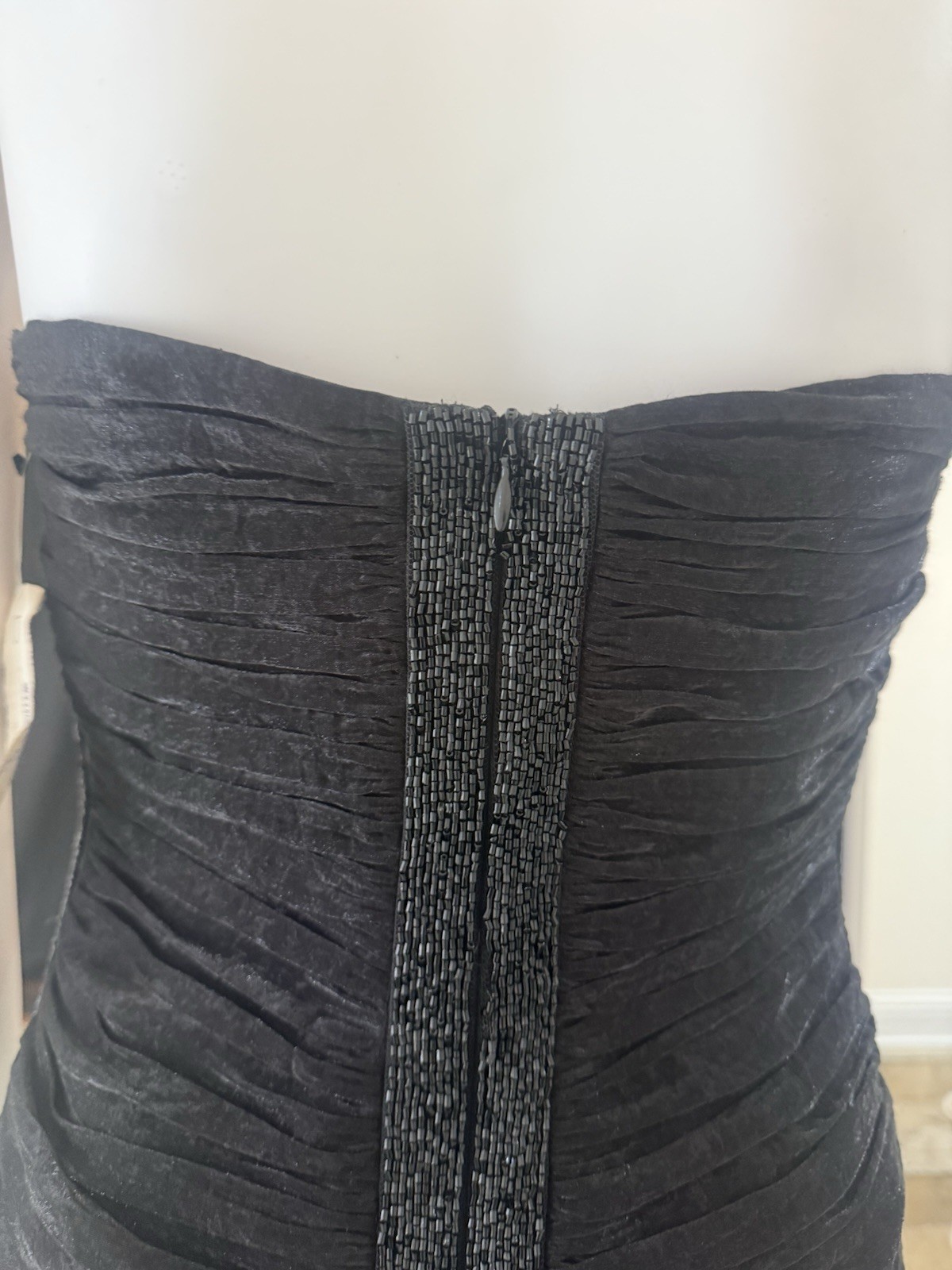 Laundry by Shelli Segal Black Satin Sweetheart Strapless Beaded Mini Dress Size2