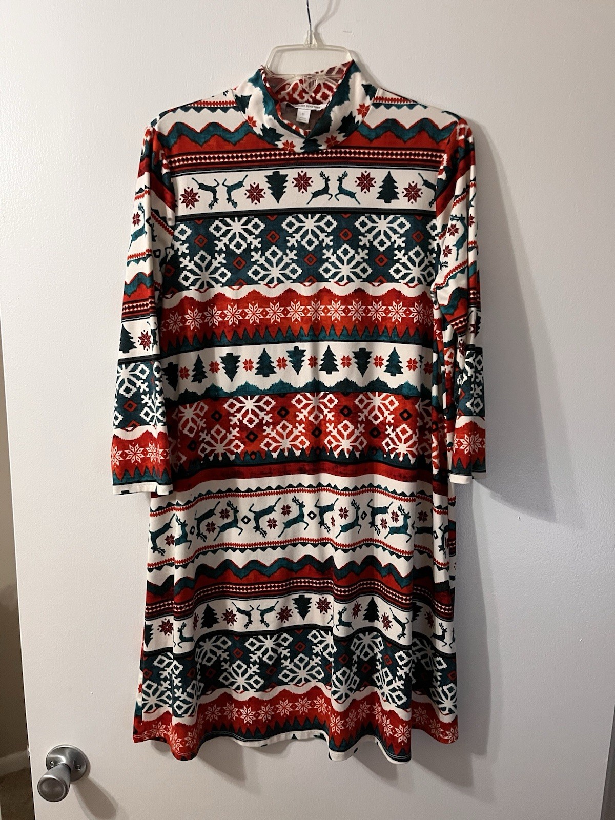 Red Green White Knit Knee Length A-Line Dress L Mock Neck Long Sleeve Christmas