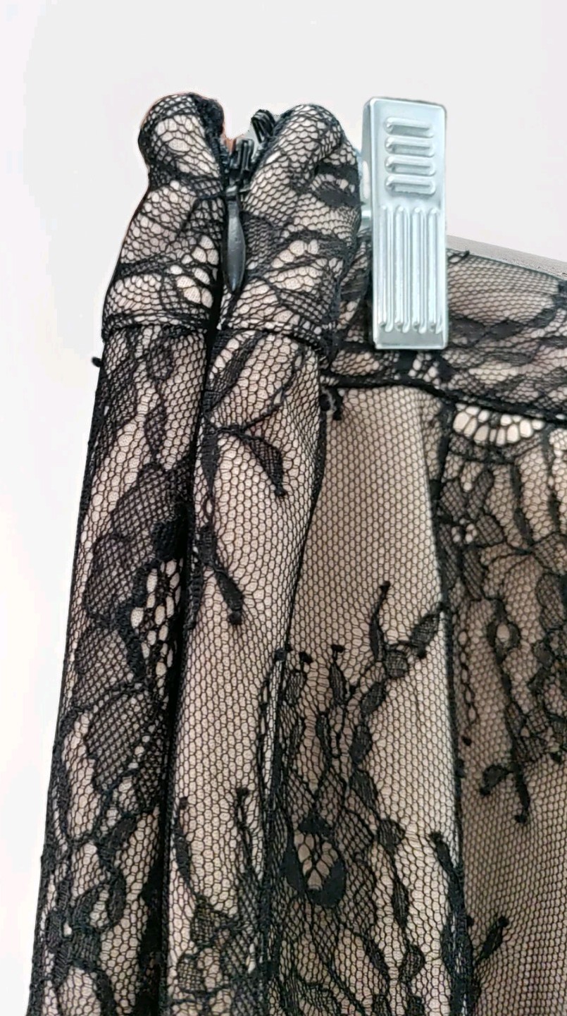 BLITHE LA Elegant Party Black Lace W. Tan Lining Pants Suit Woman’s Sz Small