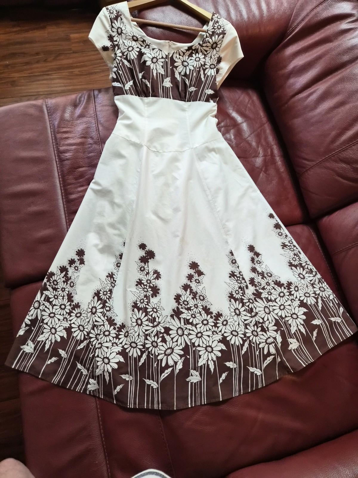 Jody of California White Brown Floral Fit & Flare Square Neck Dress Size 5