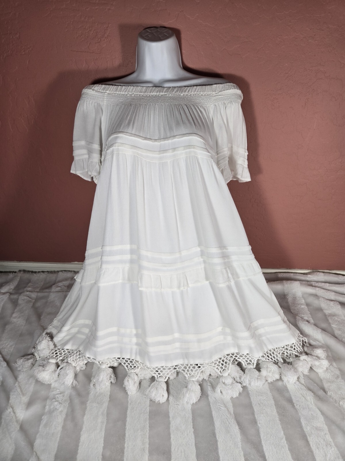 Vintage Havana White Off The Shoulder Tiered Crochet Fringe Hem Dress Size S