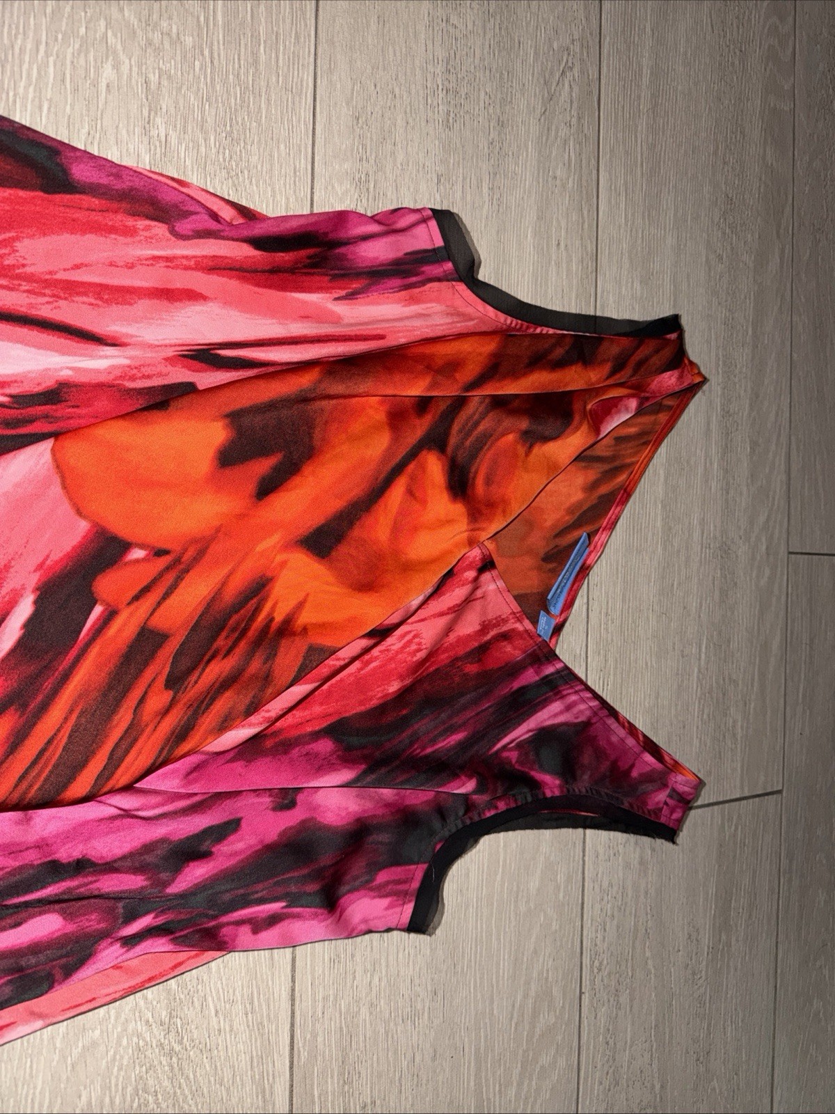 SIMPLY VERA Vera Wang Bold Multi-Color Dress Sleeveless Twist Front Size Small