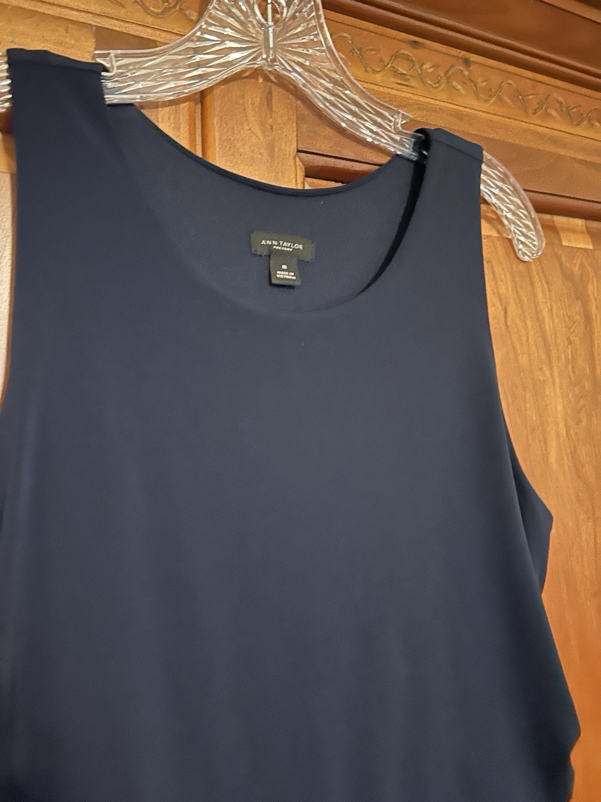 Classy, fully lined, wrinkle resistant Ann Taylor long navy blue dress size M