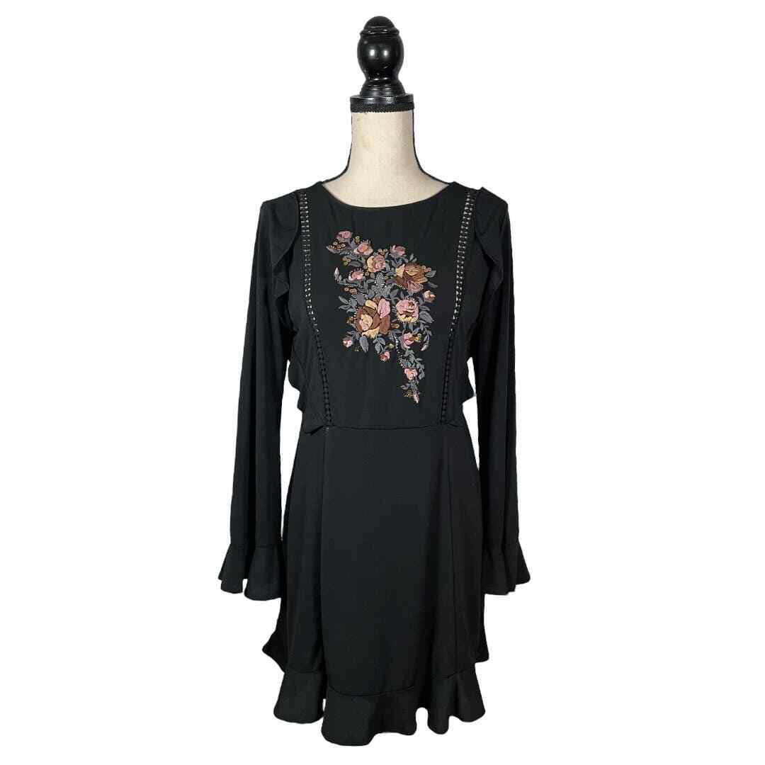 Chelsea & Violet Black Embroidered Ruffle Bell Sleeve Dress Size: M